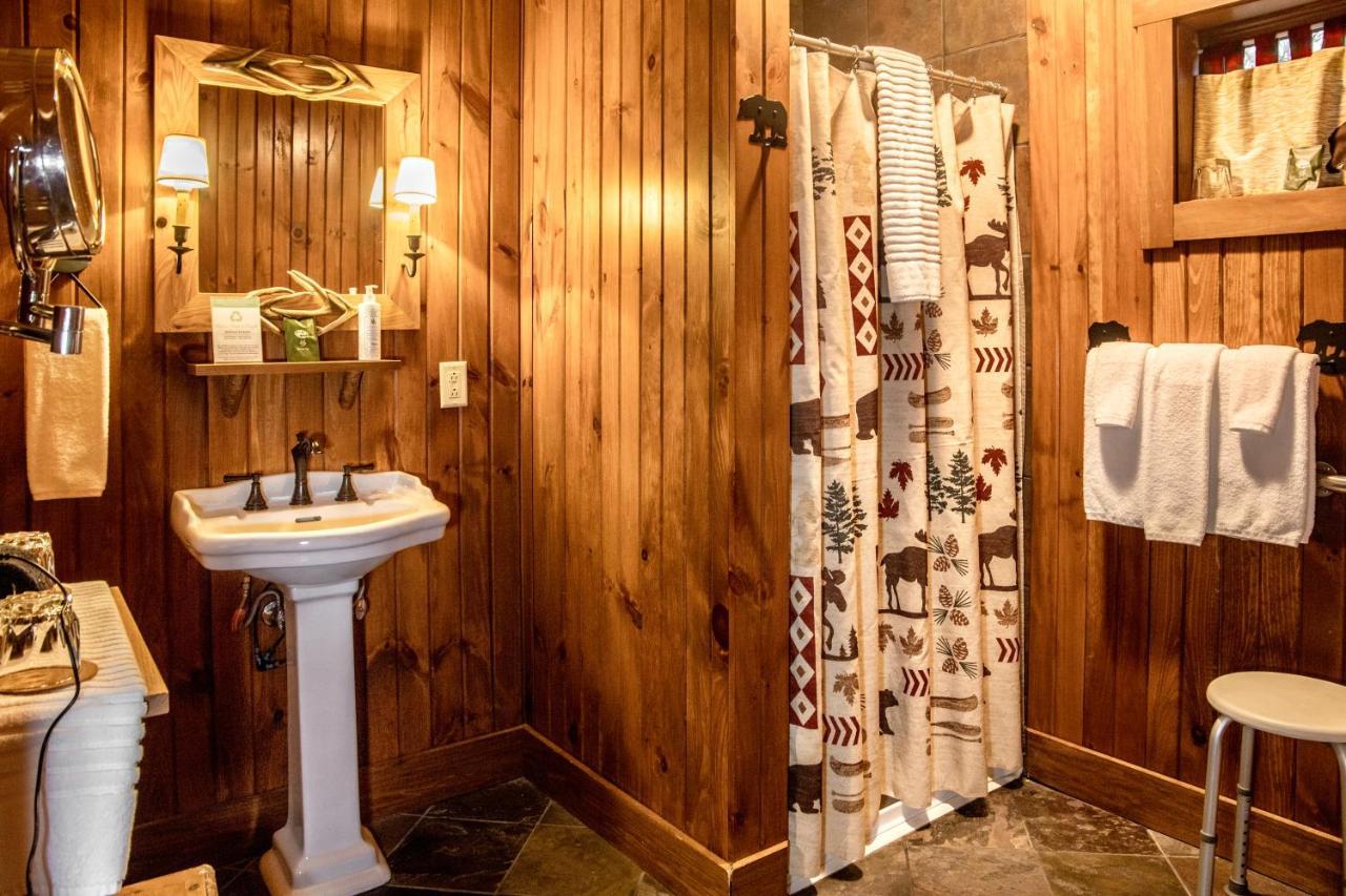 Finger Lakes Lodging Skaneateles Ngoại thất bức ảnh